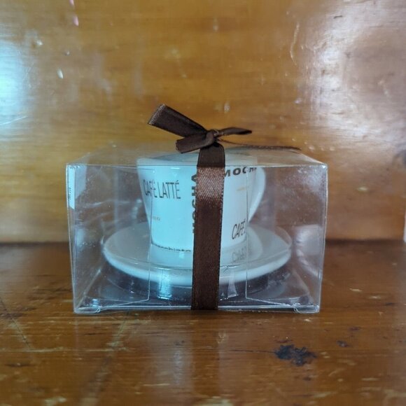 Mocha Candle In Mini Coffee Cup with Saucer - New - Never Opened - Picture 2 of 5